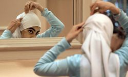 Fransa'da başörtülü ziyaretçilere tepki islamofobi'yi gündeme getirdi