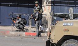 İsrail ordusu Batı Şeria'da 15 Filistinliyi gözaltına aldı