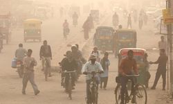 Yeni Delhi'de hava kalitesi 8 gündür 'çok kötü' seviyede