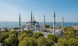 5 Aralık 2025 Cuma hutbesi: "İnsan, Huzuru İbadetle Elde Eder"