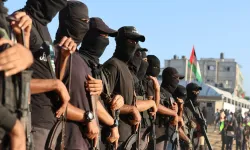 Gazze: İş birlikçilerden 8 kişi teslim oldu