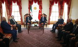 Türkiye'nin rolüyle Ahmed Şara'nın iktidar yükselişi