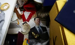 Esed kalıntıları Suriye'deki gruplara 'para aktarıyor'