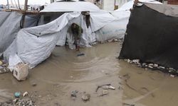 Gazze için acil çağrı: Kış vurdu, yardımlar engelleniyor