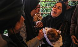 Gazze'de dondurucu ölüm: Bir bebek soğuktan öldü