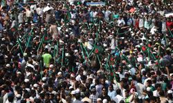 Bangladeş'te sürpriz ittifak: Öğrenciler ve İslamcılar