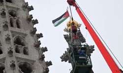 Votiv Kilisesi'nde Filistin bayrağı krizi!