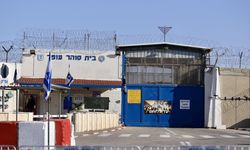 İsrail hapishanelerinde esir sayısı 9 bin 300'e ulaştı