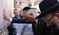 Rıza Pehlevi: İsrail'e Kiros'un torunu olarak gittim