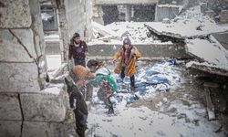 İdlib'de kış felaketi: Esed gitti, çile bitmedi