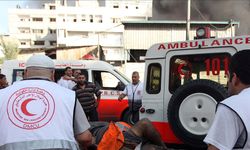 Gazze'de şafak vaktinden bu yana 21 sivil hayatını kaybetti