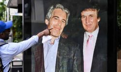 Epstein dosyalarında deprem: Sapkın Trump İsrail'e esir mi?