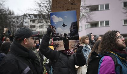 Berlin’de Filistin ile dayanışma gösterisi