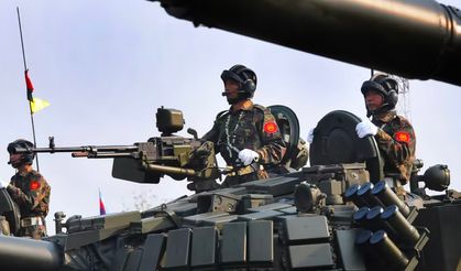 Myanmar ordusunun topçu saldırılarında 12 Arakanlı Müslüman öldü