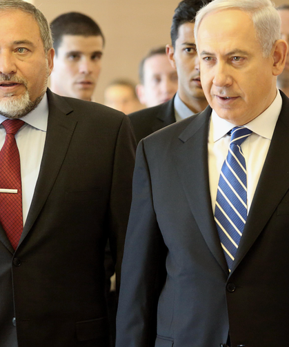 Netanyahu, asker paralarını Haredilere dağıtıyor