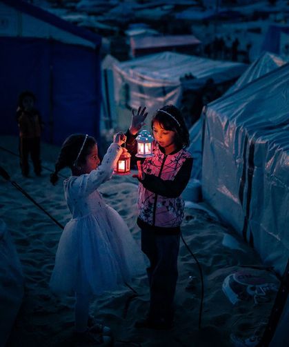 Gazze ramazanla nefes alıyor: Yıkıntılar arasında umut