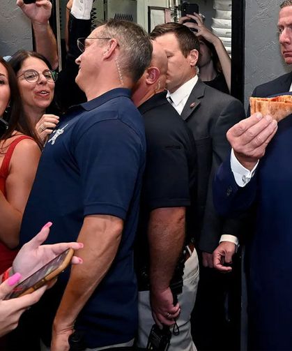 İran'a saldırının habercisi: "Pizza Endeksi"