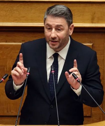 Yunanistan'da casus yazılım skandalı: İsraillilere hapis