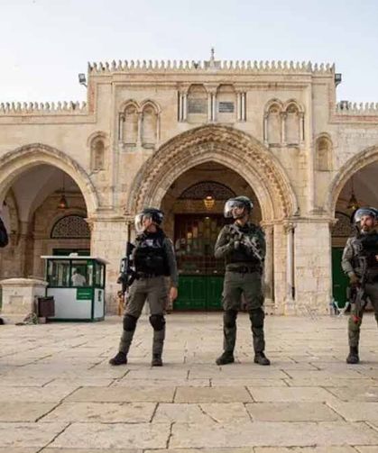 Mescid-i Aksa'da abluka sürüyor, seyahat yasakları devrede