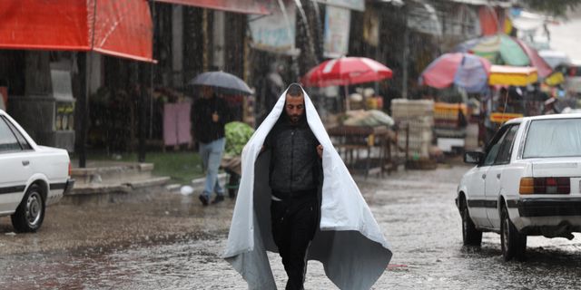 Gazze'de Sağanak Yağış Görüntülendi📸