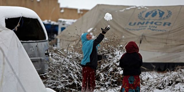 BM, İdlib'e 37 Tır İnsani Yardım Gönderdi