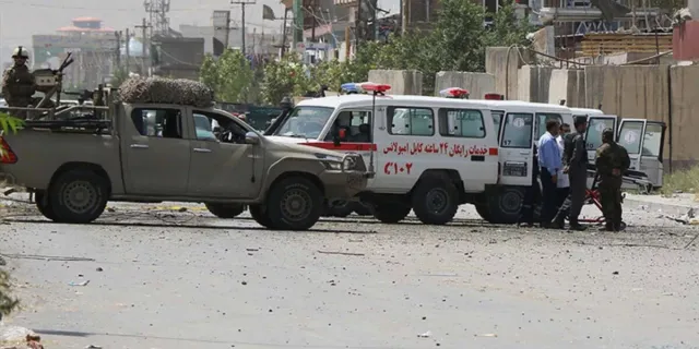 Afganistan'da Bombalı Saldırı: 3 Ölü