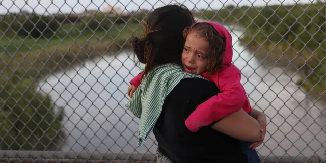 AB Sınırlarında Göçmenlere Şiddet Artıyor