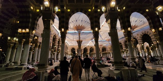 "Peygamber Şehri" Medine'deki Mescid-i Nebevi📷