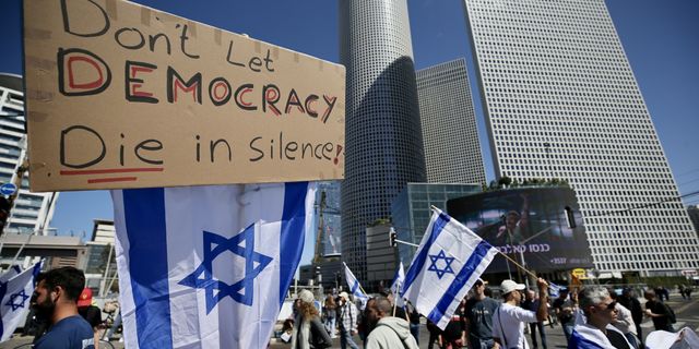 İsrail'de "sivil direniş" başladı!