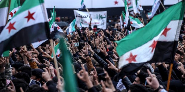 Suriye Devriminin 12. yılında rejim karşıtı gösteri düzenlendi