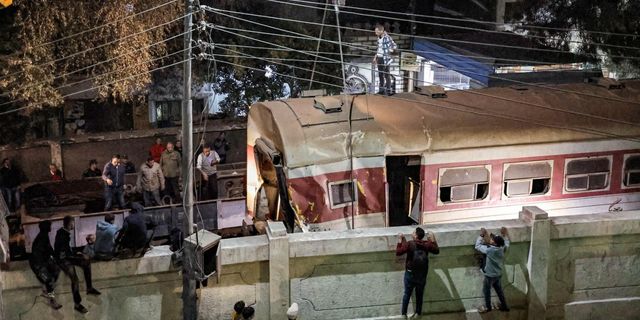 Mısır'da yenilenmeyen demiryolları faciaya sebep oldu