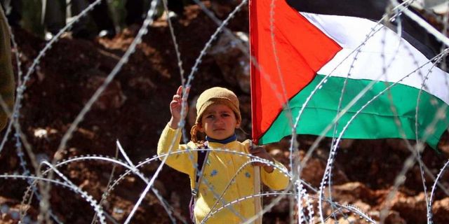 İsrail güçleri Filistinli bir çocuğu öldürdü