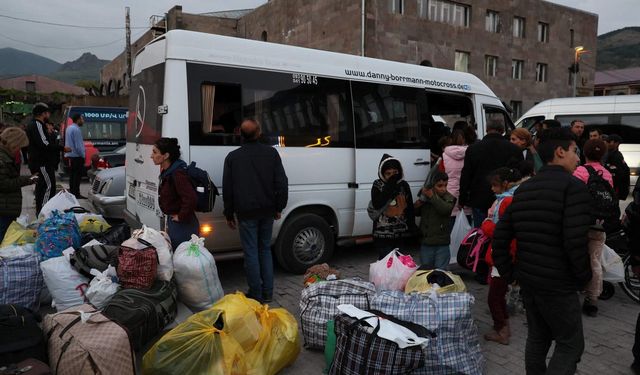 Karabağ'dan 50 binden fazla mülteci Ermenistan'a ulaştı