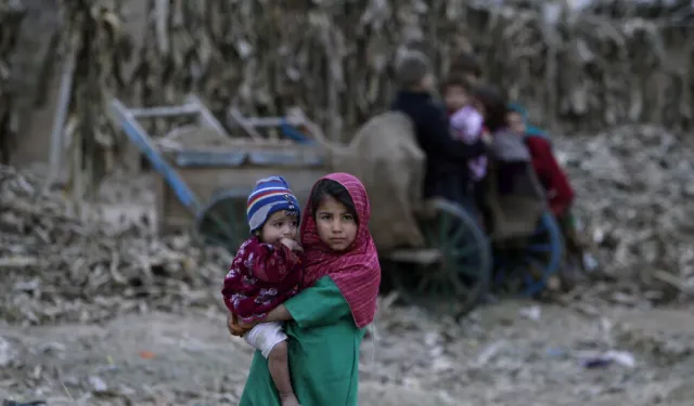 Pakistan'dan tüm yabancı göçmenlere 'ülkeyi terk edin' çağrısı