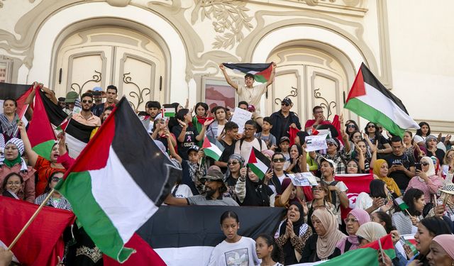 Tunus’ta, Filistin’e destek gösterisi düzenlendi