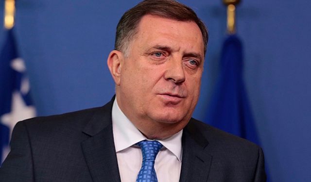 Bosnalı Sırp lider Dodik'ten, ABD'nin aile üyelerine uyguladığı yaptırım kararına tepki