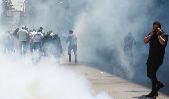 İsrail güçleri, Batı Şeria'da çok sayıda kente baskın düzenledi