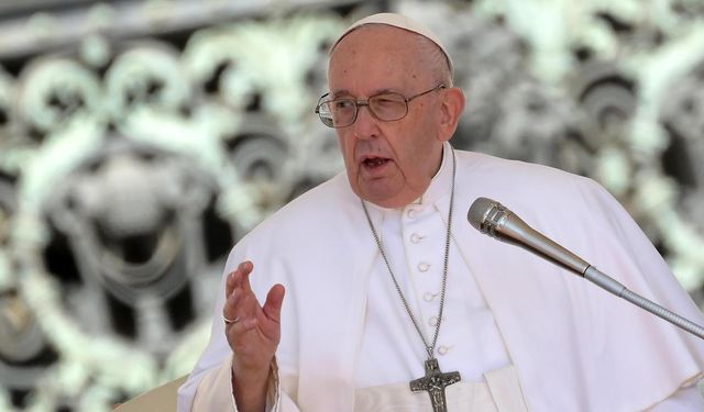 Papa Franciscus, İsrail'e Gazze'deki saldırılarına son verme çağrısı yaptı