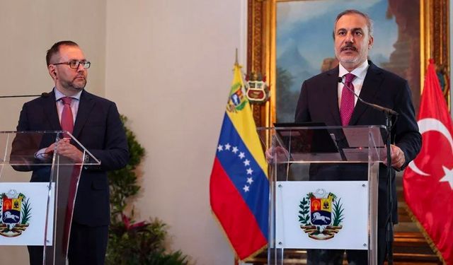 Venezuela Dışişleri Bakanı Gil, Fidan ile basın toplantısında konuştu