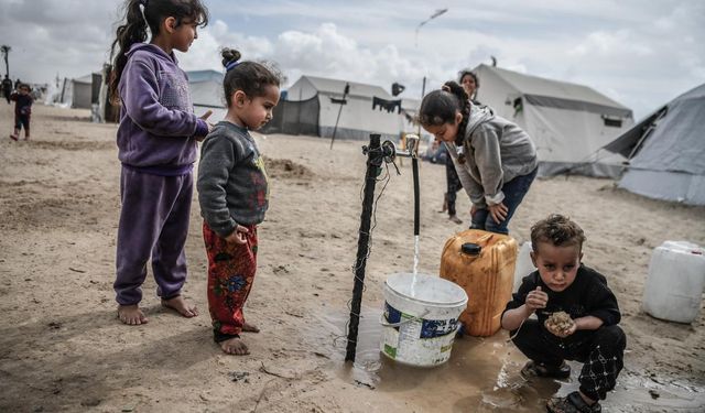 BAE ve Katar'dan, Gazze'ye insani yardım girişinin hızlandırılması çağrısı
