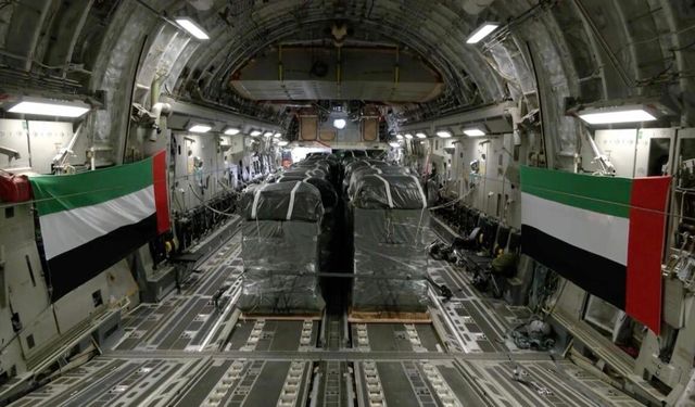 Birleşik Arap Emirlikleri, Gazze'ye 26. kez havadan yardım indirdi