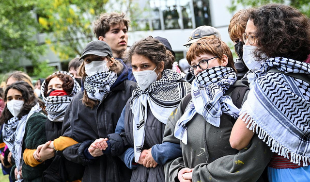 Almanya'da, İsrail'i protesto eden akademisyenler listelenmiş