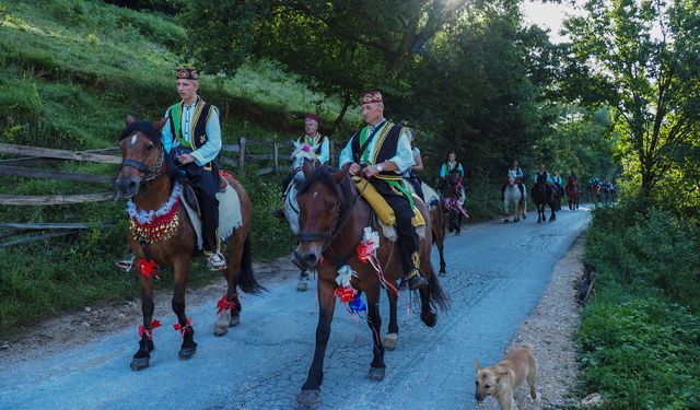 Bosna Hersek'te 514. Ayvaz Dede Şenlikleri için atlılar yola çıktı