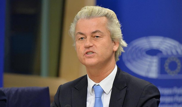 Hollanda'da ırkçı lider Wilders'ın gölgesinde aşırı sağ hükümeti kuruldu