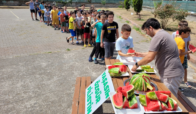 Samsun'da Kur'an kursu öğrencilerine yönelik "Karpuz Şenliği"