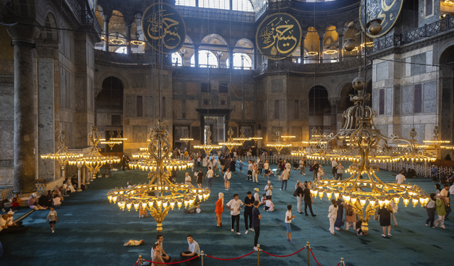 Ayasofya-i Kebir Cami-i Şerifi'nin ibadete açılmasının 4. yıl dönümü