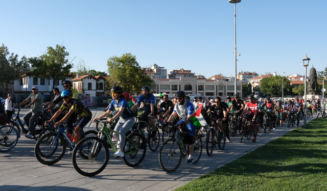 Konya'da "Gazze İçin Durma, Boykot İçin Pedalla" etkinliği