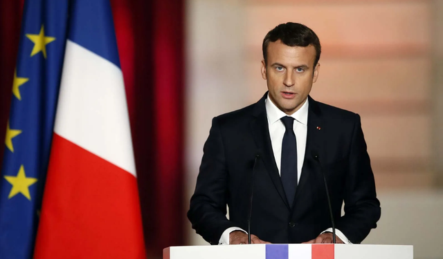 Macron: "Lübnan'da savaş olmamalı, olamaz"