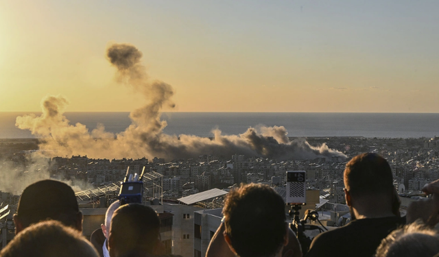 İsrail'in Lübnan'a saldırılarında ölenlerin sayısı 2 bin 593'e yükseldi