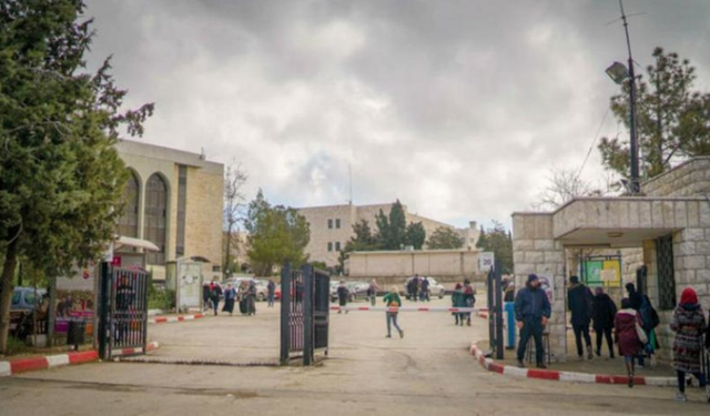 İsrail askerleri, Birzeit Üniversitesi'ne baskın düzenledi: İki öğrenci gözaltına alındı